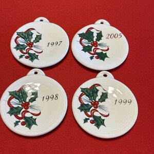 4 Fiesta 97 98 99 05 Christmas Ornament Holly & Ribbon Mini Plates‎